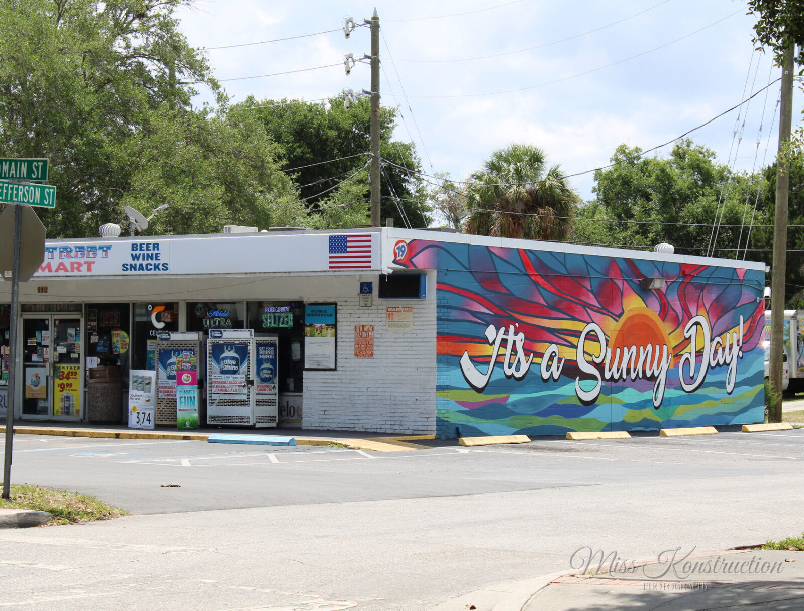It's a Sunny Day mural